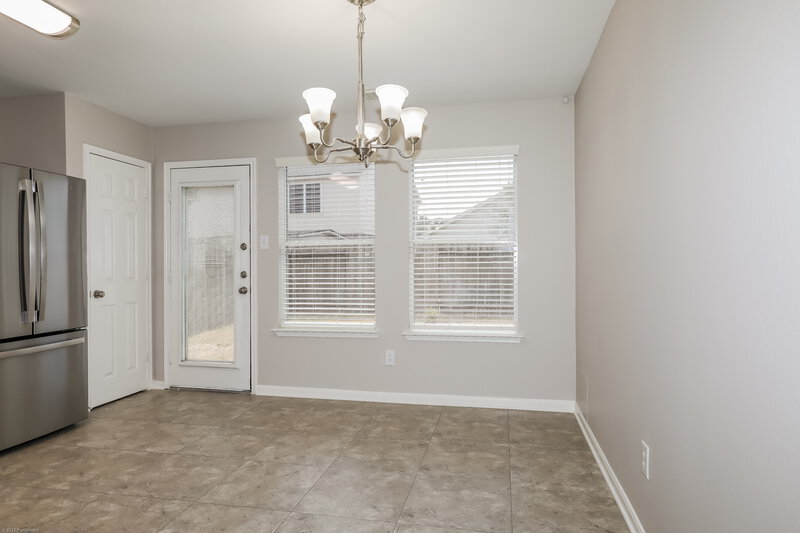 2,055/Mo, 19807 Hollington Dr Tomball, TX 77375 Dining Room View