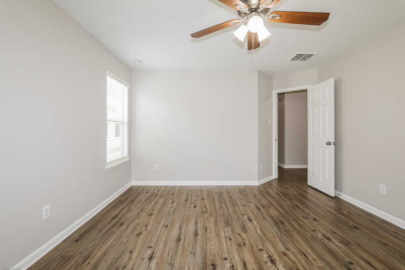 2,055/Mo, 19807 Hollington Dr Tomball, TX 77375 Main Bedroom View