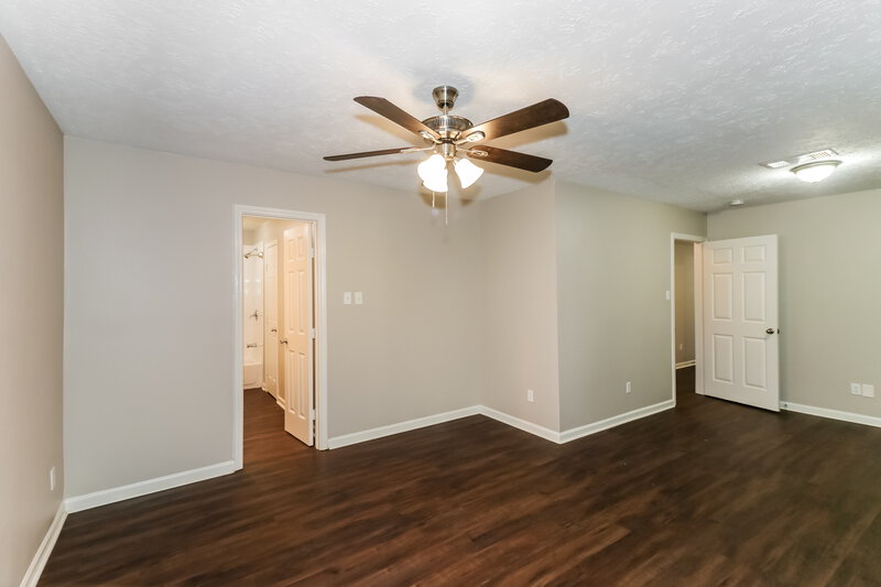 2,315/Mo, 2810 Forest Hills Drive League City, TX 77573 Main Bedroom View