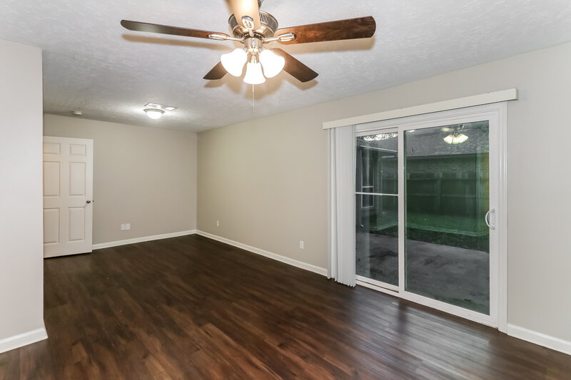 2,315/Mo, 2810 Forest Hills Drive League City, TX 77573 Main Bedroom View 2