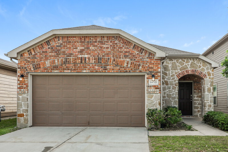 1,895/Mo, 14715 Sierra Garden Drive Houston, TX 77069 External View