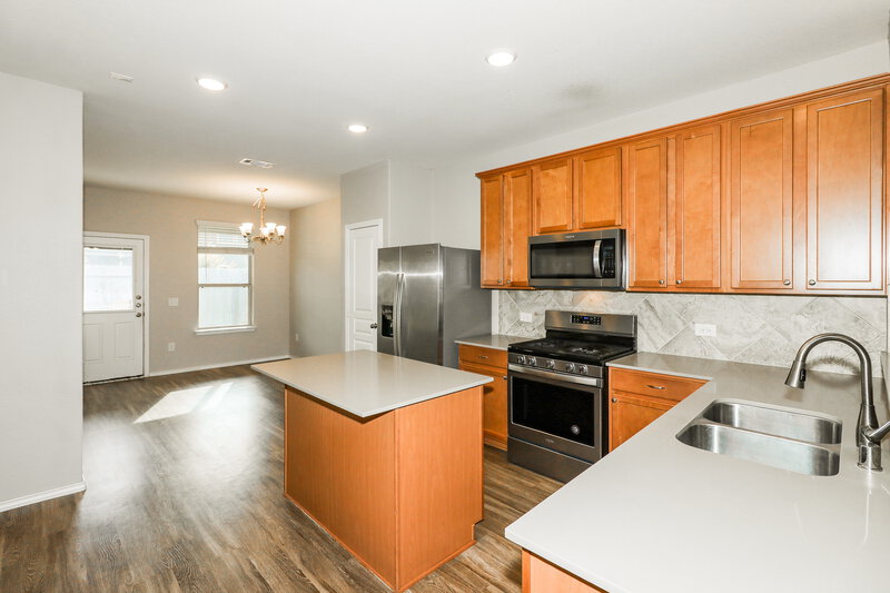 1,895/Mo, 14715 Sierra Garden Drive Houston, TX 77069 Kitchen View