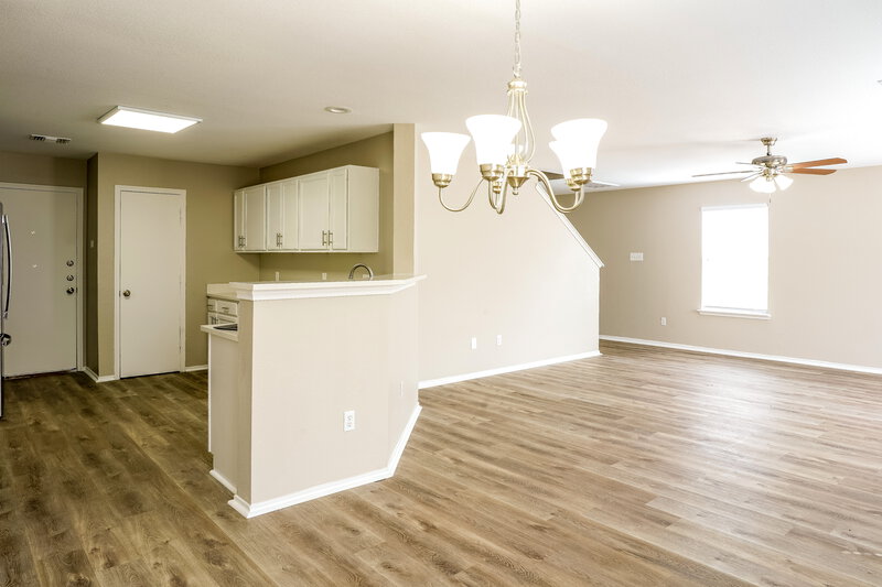 2,120/Mo, 22959 Twisting Pine Dr Spring, TX 77373 Dining Room View