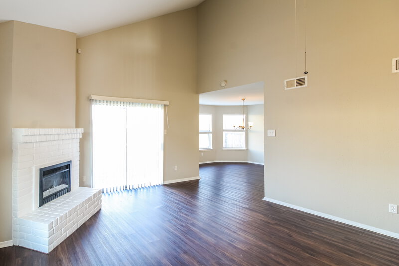 1,790/Mo, 16222 Samoa Way Houston, TX 77053 Living Room View