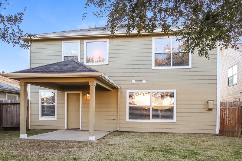 2,055/Mo, 14106 Chelseahurst Lane Houston, TX 77047 Rear View