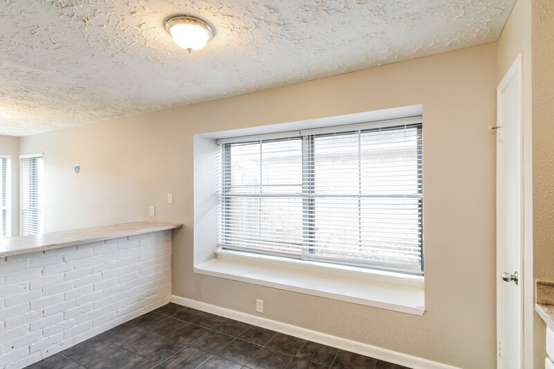 2,060/Mo, 415 Charidges Drive Houston, TX 77034 Dining Room View