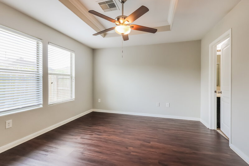 1,840/Mo, 13450 Gardenia Mist Lane Houston, TX 77044 Main Bedroom View
