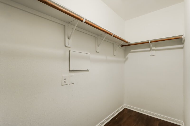 1,855/Mo, 13450 Gardenia Mist Lane Houston, TX 77044 Walk In Closet View