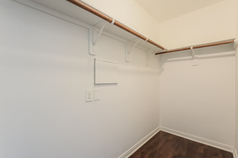 1,840/Mo, 13450 Gardenia Mist Lane Houston, TX 77044 Walk In Closet View