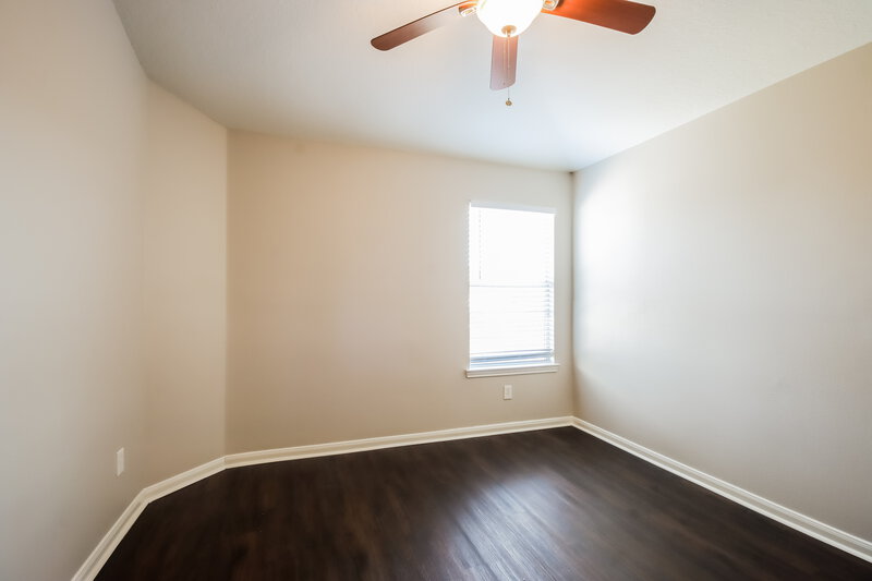 2,120/Mo, 22454 Highland Point Ln Spring, TX 77373 Bedroom View
