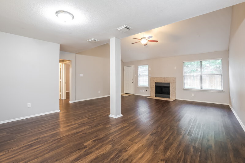 1,925/Mo, 6030 NW Creek Cir Houston, TX 77086 Dining Room View