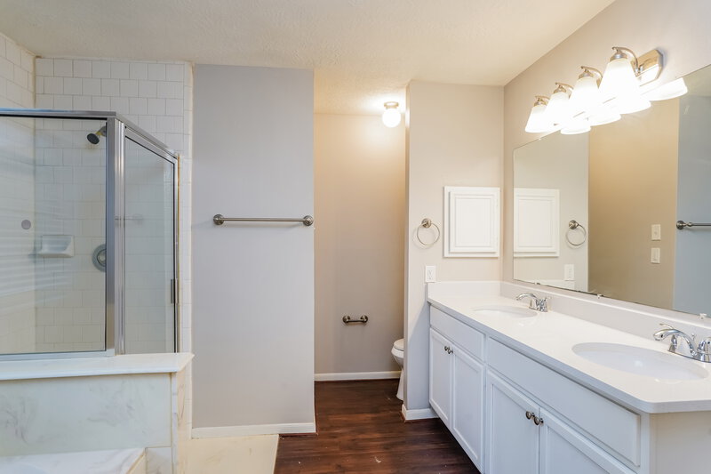 2,005/Mo, 14514 Lone Willow Ln Missouri City, TX 77489 Main Bathroom View 2