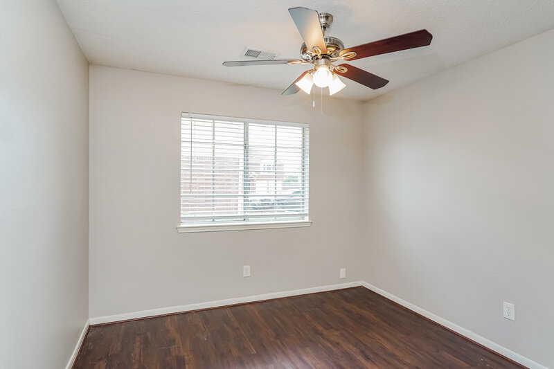 2,005/Mo, 14514 Lone Willow Ln Missouri City, TX 77489 Bedroom View 2