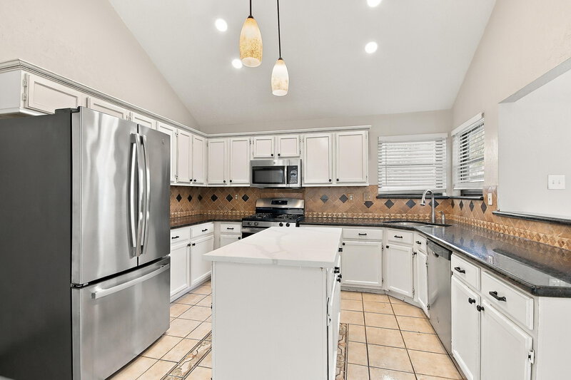 1,815/Mo, 4210 Hawk Meadow Dr Katy, TX 77449 Kitchen View
