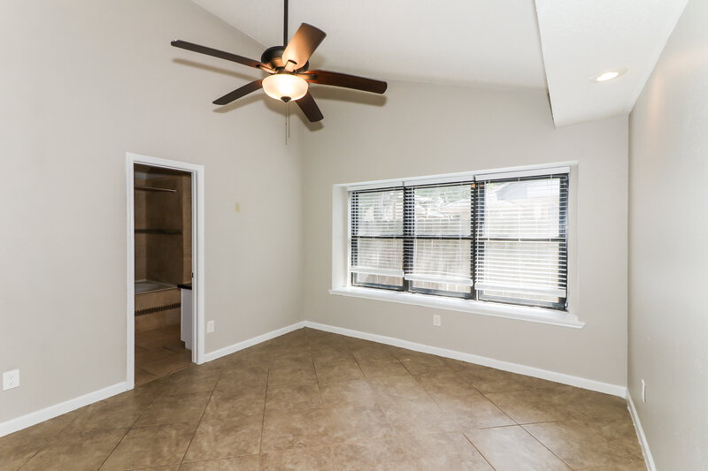 1,905/Mo, 4210 Hawk Meadow Dr Katy, TX 77449 Main Bedroom View
