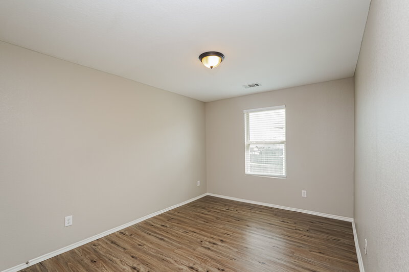 1,850/Mo, 8005 Wayside Village Way Houston, TX 77016 Bedroom View