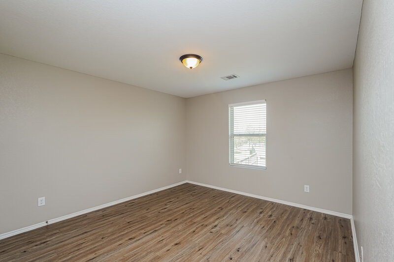 1,850/Mo, 8005 Wayside Village Way Houston, TX 77016 Bedroom View 2