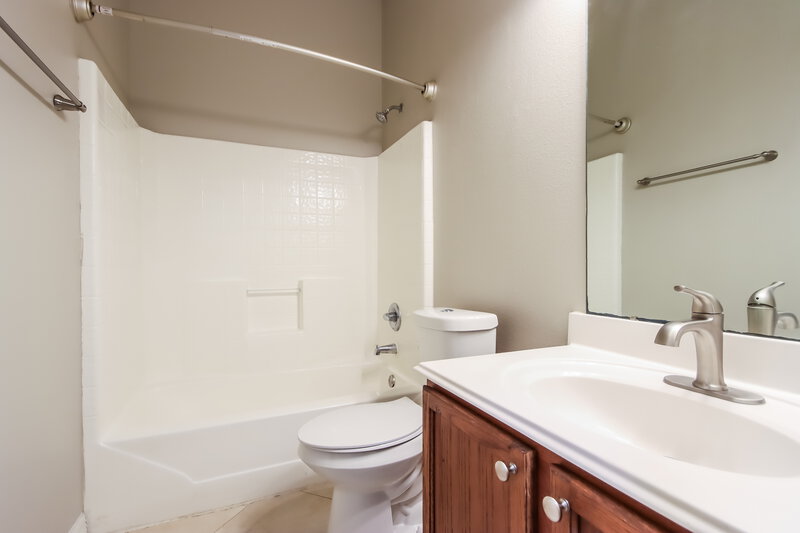 1,715/Mo, 19033 Hammer Ln Porter, TX 77365 Bathroom View