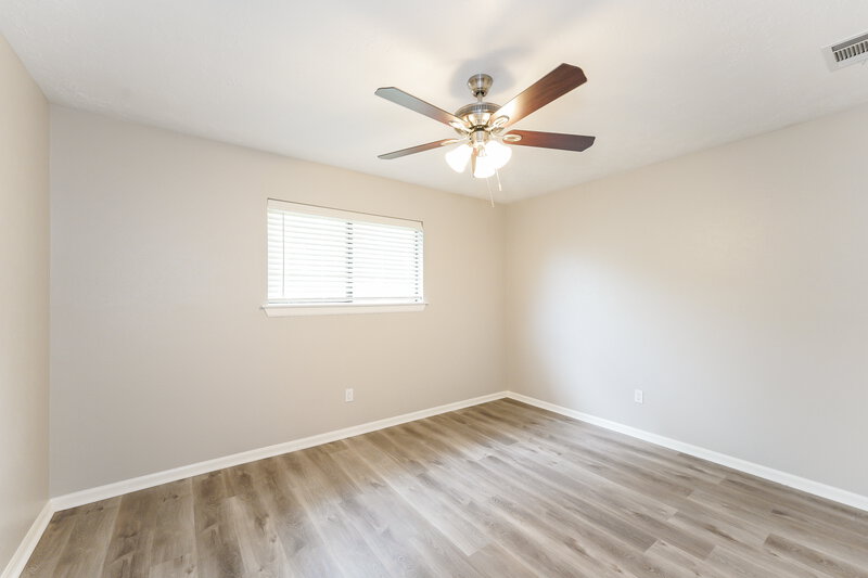 2,220/Mo, 1903 Brazos Crossing Dr Richmond, TX 77406 Main Bedroom View