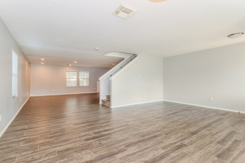 2,140/Mo, 302 Falling Pine Dr Conroe, TX 77304 Living Room View