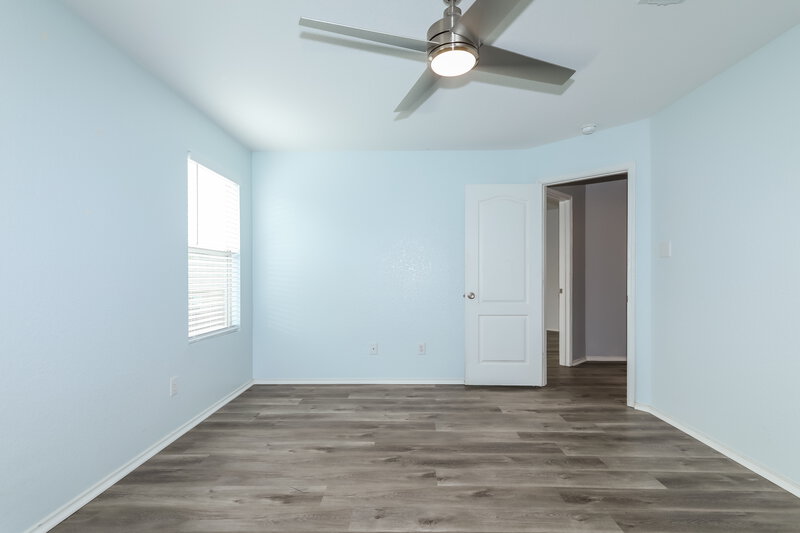 1,950/Mo, 302 Falling Pine Dr Conroe, TX 77304 Bedroom View