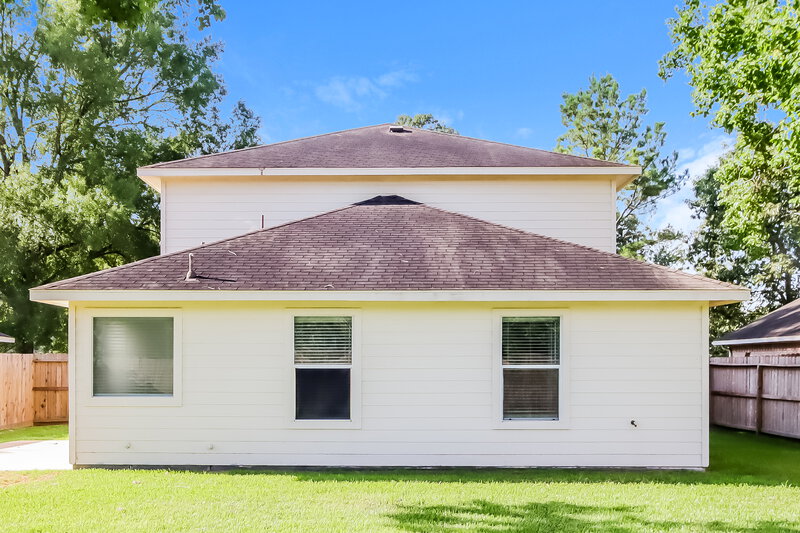 2,060/Mo, 330 Harbor Mist Dr Crosby, TX 77532 Rear View