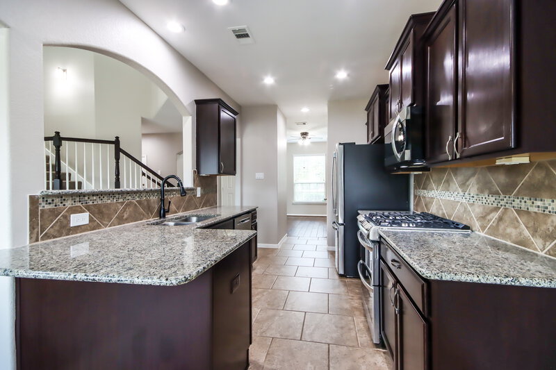 2,540/Mo, 19238 Silver Dapple Dr Porter, TX 77365 Kitchen View