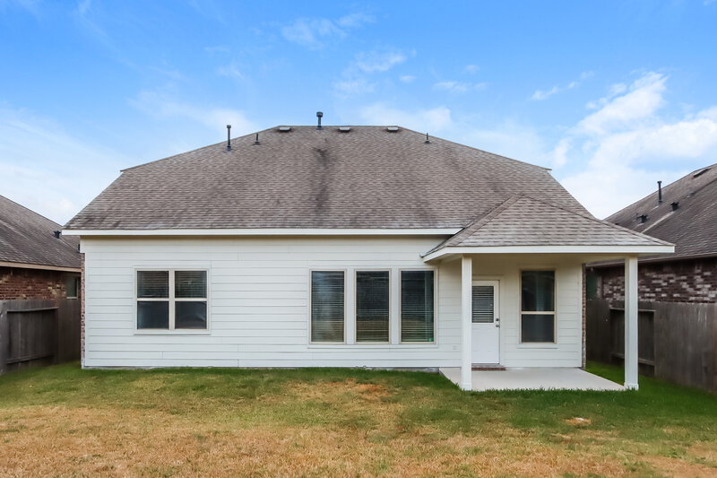 2,540/Mo, 19238 Silver Dapple Dr Porter, TX 77365 Rear View