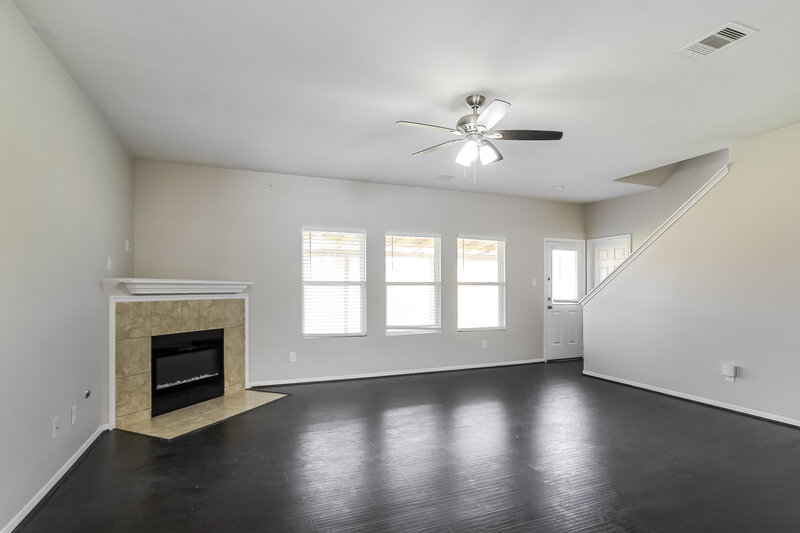 2,520/Mo, 29339 Alba Rose Dr Spring, TX 77386 Living Room View 2