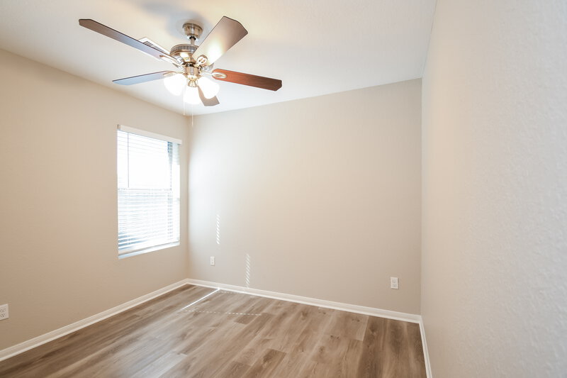 2,205/Mo, 135 Tonkawa Canyon Dr La Marque, TX 77568 Bedroom View 2