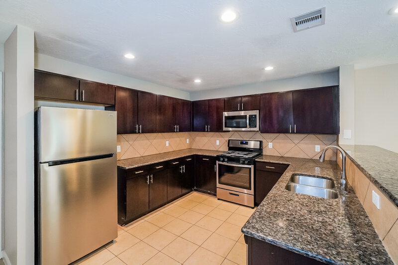 2,335/Mo, 3007 Mustang Meadow Ln Manvel, TX 77578 Kitchen View