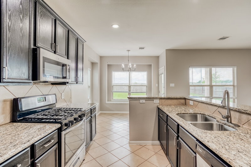 2,080/Mo, 5102 Lagoon Ct Bacliff, TX 77518 Kitchen View 2