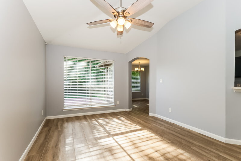 1,745/Mo, 318 Lazy Ln Montgomery, TX 77356 Living Room View 3
