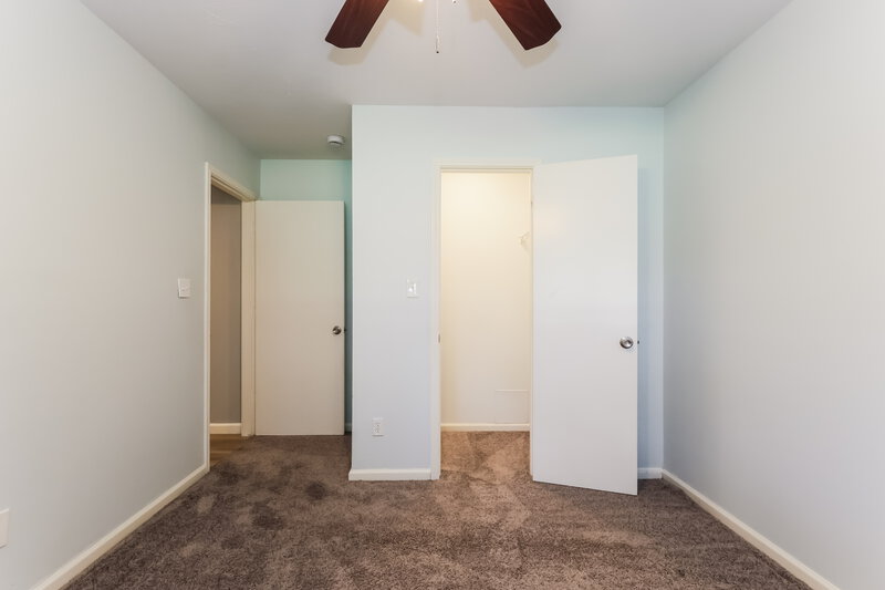 1,745/Mo, 318 Lazy Ln Montgomery, TX 77356 Bedroom View 2