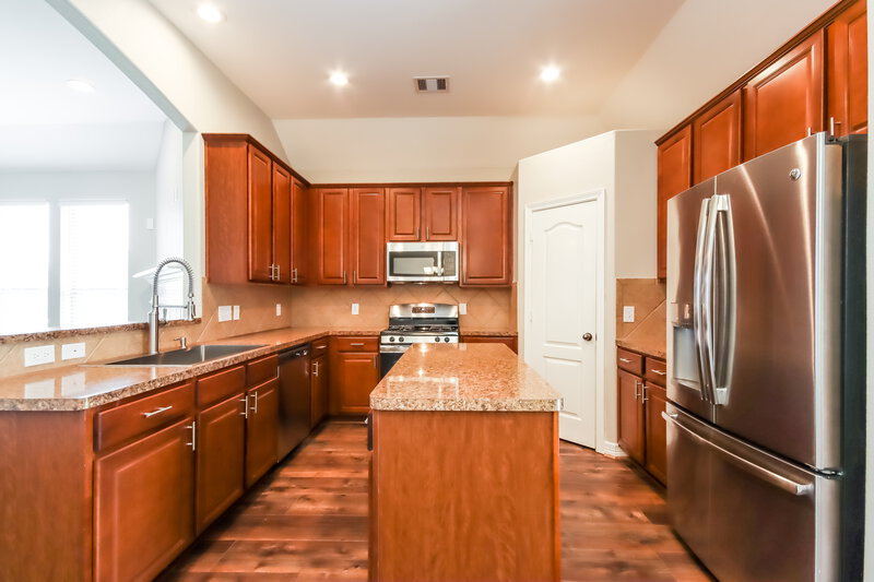 1,980/Mo, 21628 Twitch Ct Porter, TX 77365 Kitchen View