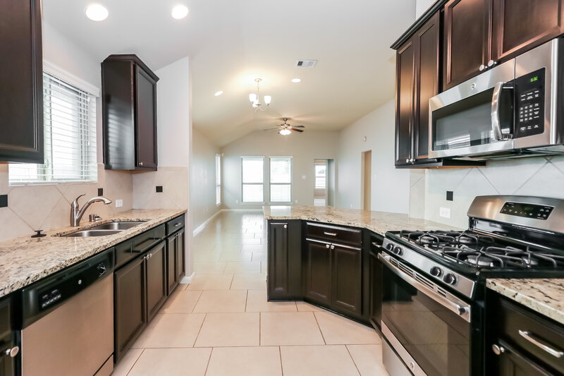 2,055/Mo, 18919 Hartford Falls Ln Richmond, TX 77407 Kitchen View