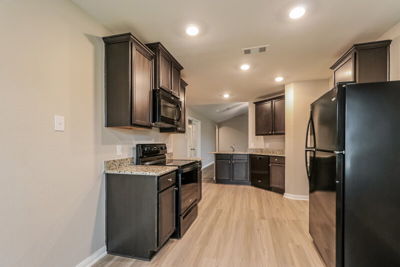 1,685/Mo, 28052 Irving Dr Magnolia, TX 77355 Misc View 4