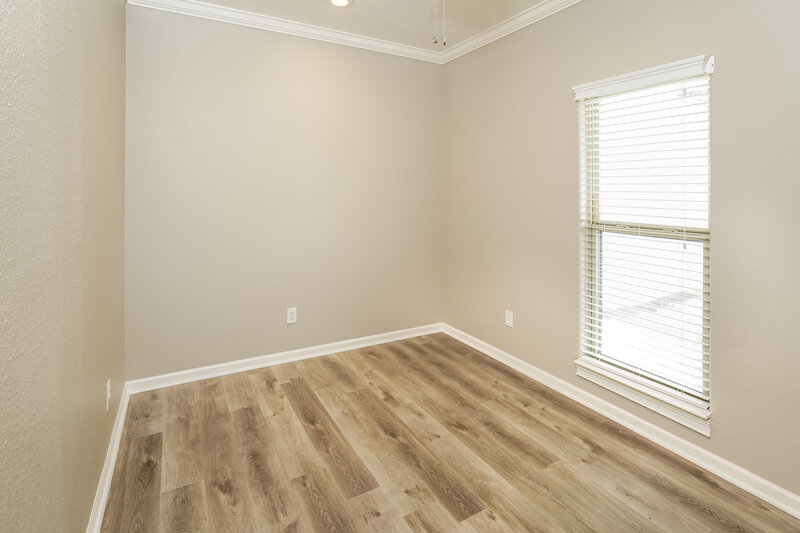 1,925/Mo, 212 Kellyn Ct Conroe, TX 77306 Den View