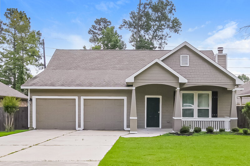2,045/Mo, 28614 Champion Oaks Dr Magnolia, TX 77354 External View
