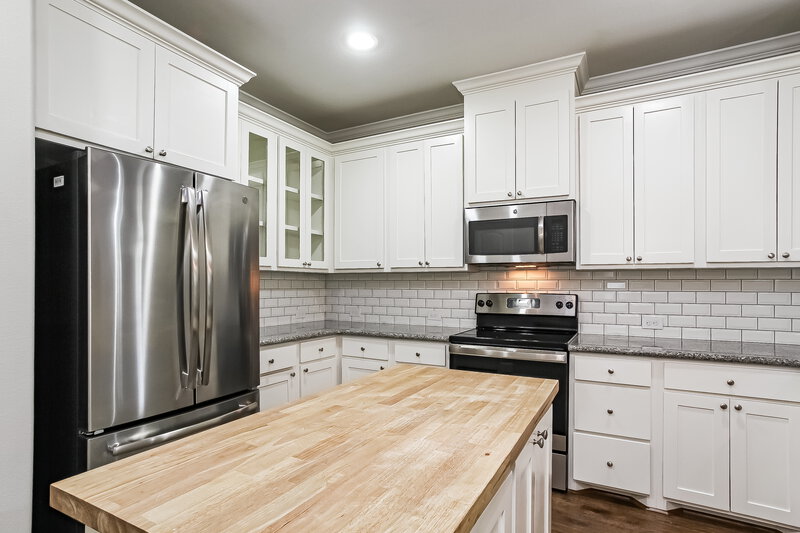 2,045/Mo, 28614 Champion Oaks Dr Magnolia, TX 77354 Kitchen View