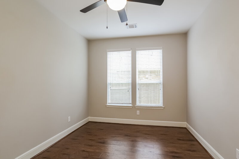 2,045/Mo, 28614 Champion Oaks Dr Magnolia, TX 77354 Bedroom View