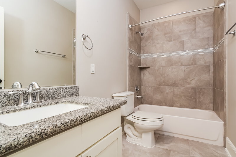 2,045/Mo, 28614 Champion Oaks Dr Magnolia, TX 77354 Bathroom View