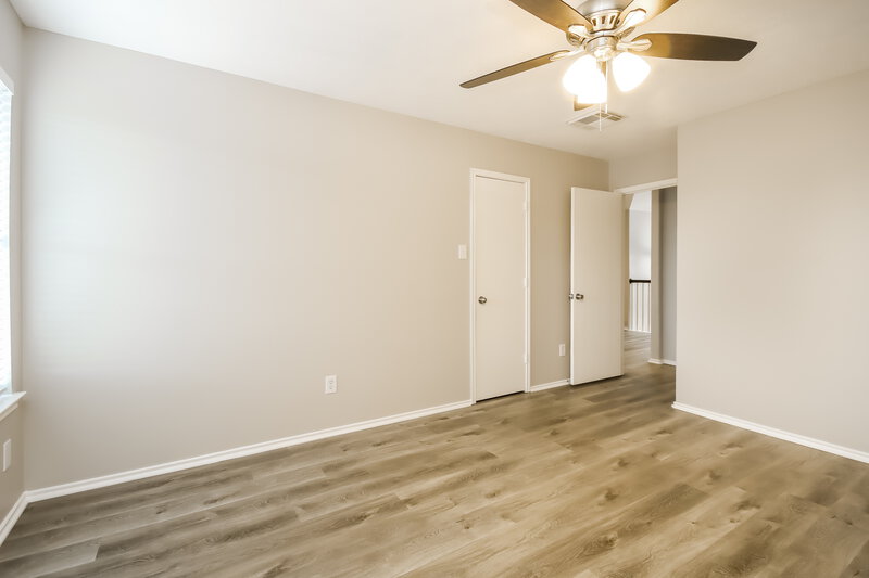 2,480/Mo, 14218 Willow Mountain Ln Houston, TX 77047 Bedroom View