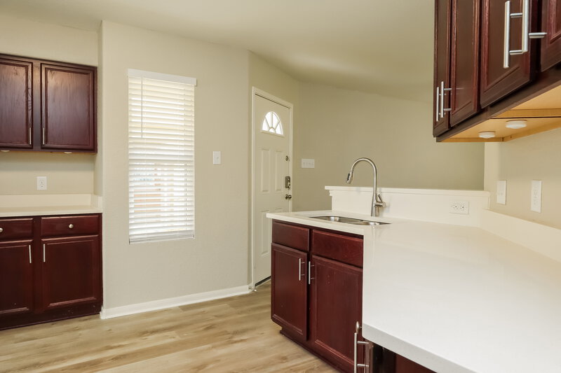 2,375/Mo, 16742 Warbler Dr Conroe, TX 77385 Kitchen View