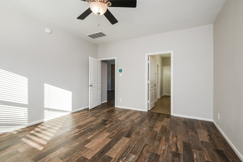 3,090/Mo, 2210 Fallen Reed Rd Rosenberg, TX 77471 Main Bedroom View 2