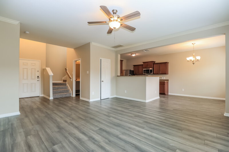 2,170/Mo, 325 Pine Mist Ln Conroe, TX 77304 Living Room View 2