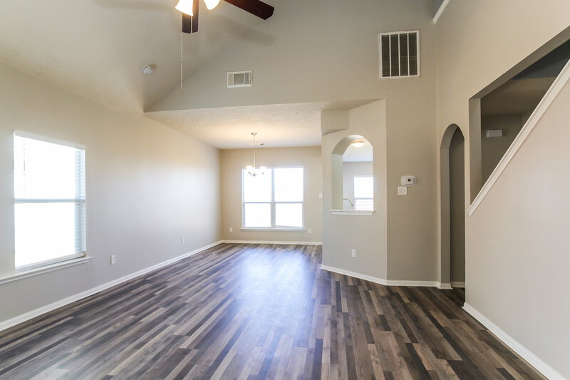 2,340/Mo, 16315 Rockcreek Ln Houston, TX 77049 Living Room View