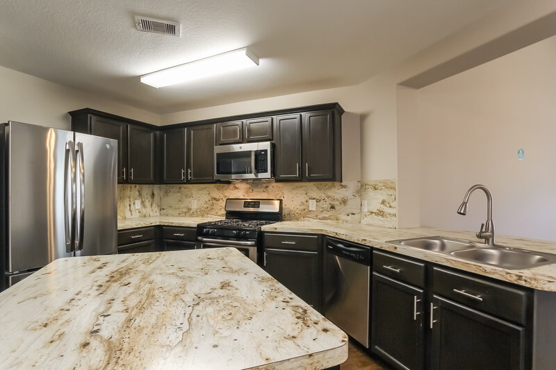 2,300/Mo, 20410 Sweet Louetta Ln Spring, TX 77388 Kitchen View