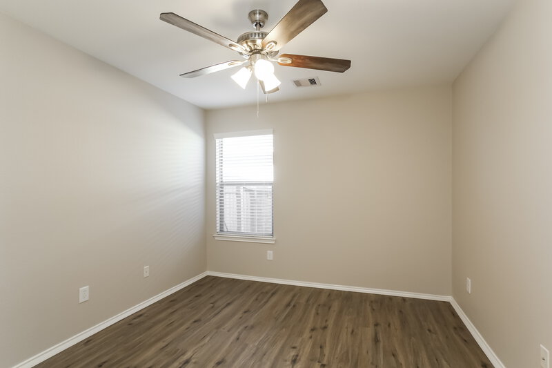 2,300/Mo, 20410 Sweet Louetta Ln Spring, TX 77388 Bedroom View 3