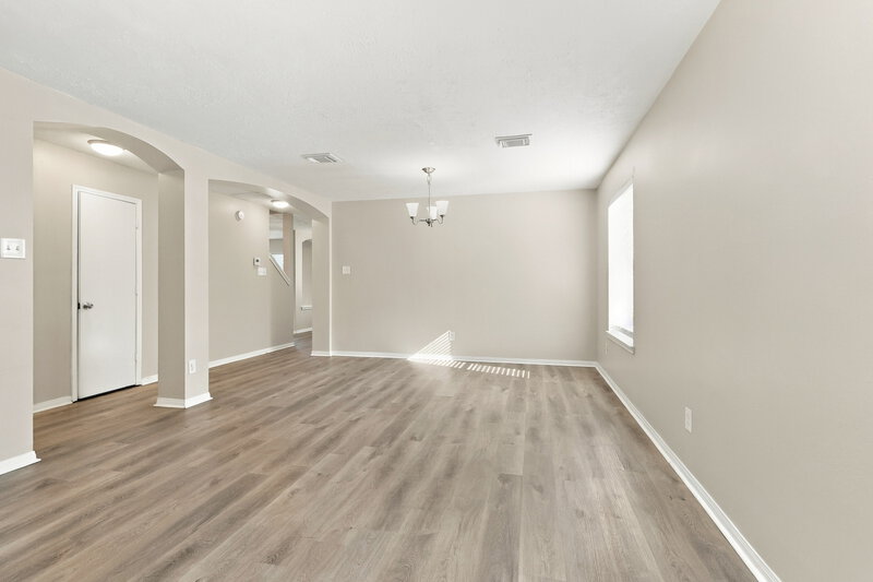 2,000/Mo, 31518 Kingston Village Dr Spring, TX 77386 Dining Room View